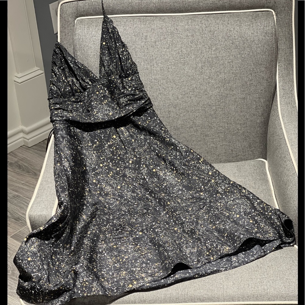 Black Universe - Express dress size 8